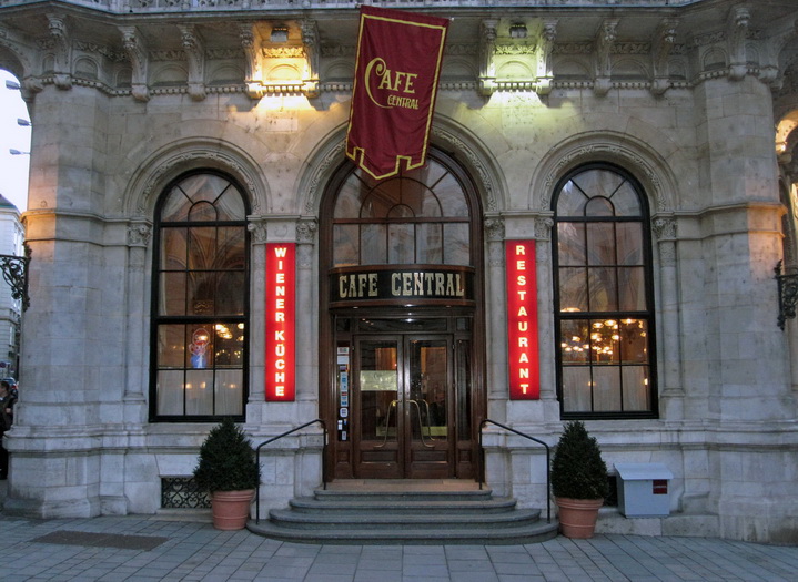 Cafe Central หนึ่งในตำนานกาแฟ เวียนนา
