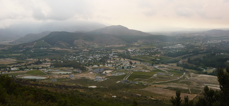 ตัวเมือง Franschhoek มองจากบนเขา
