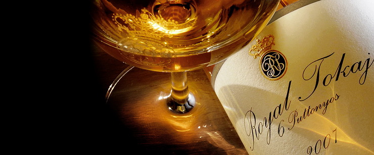 สีทองอร่ามของ Tokaji