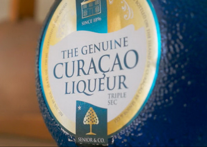 Blue Curaçao ของตระกูล Senior