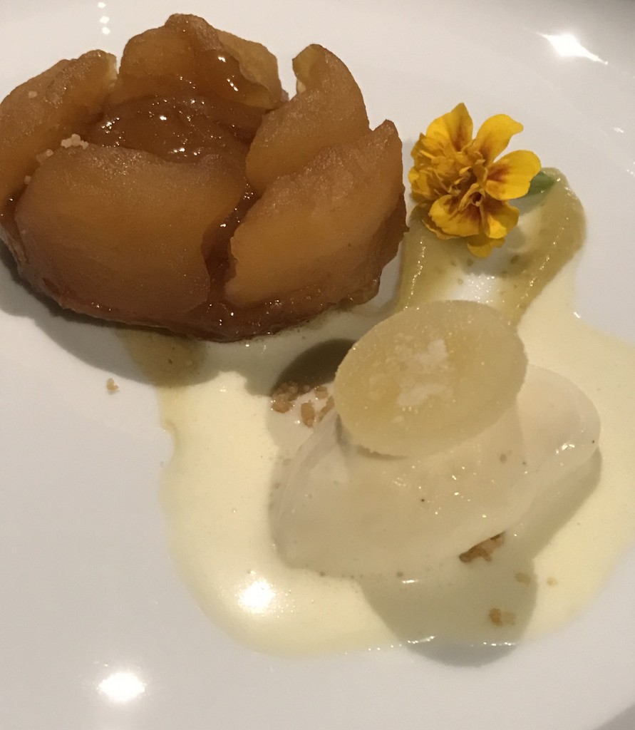 French – Style apple tarte tatin